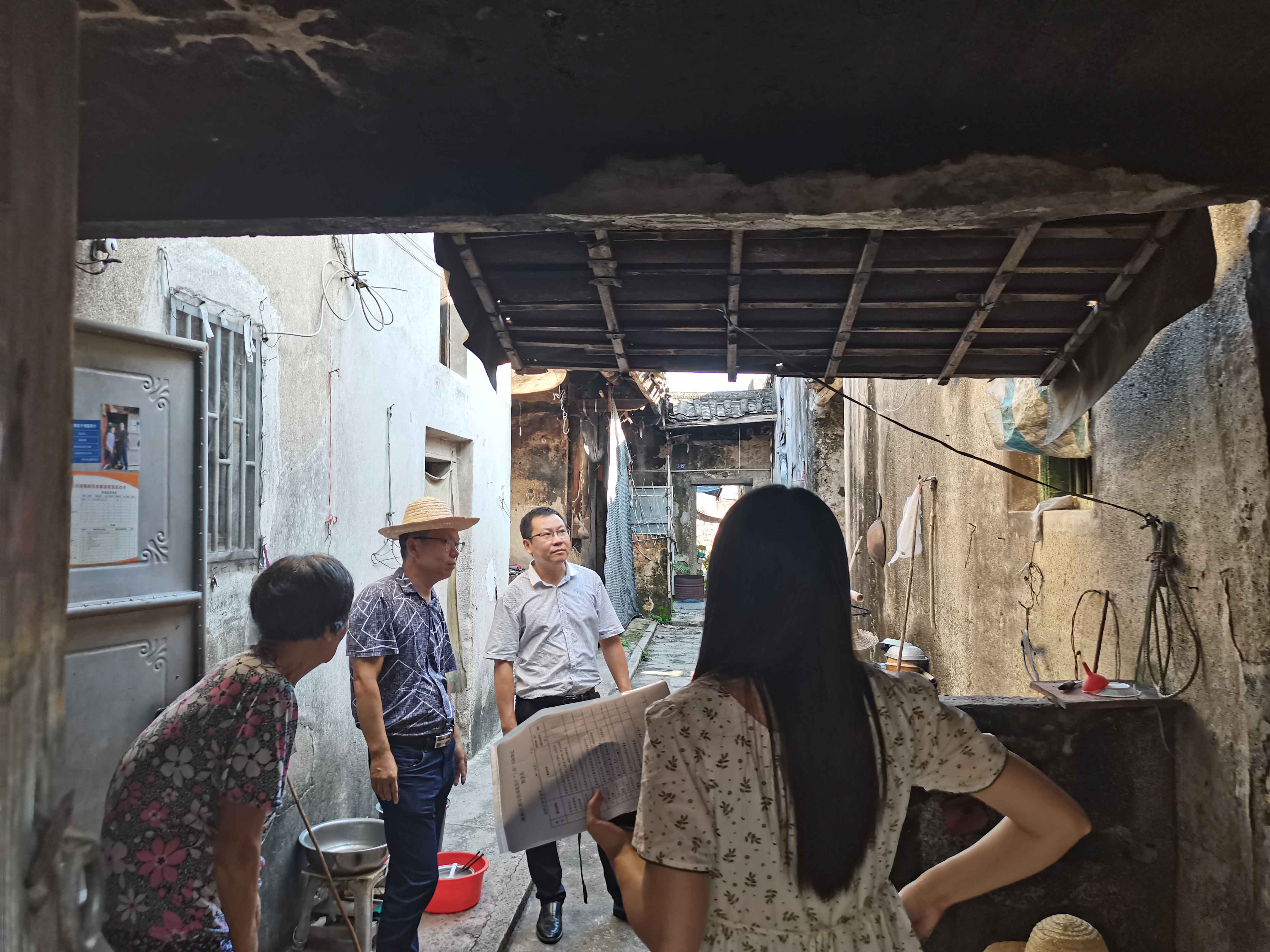 摸查.jpg