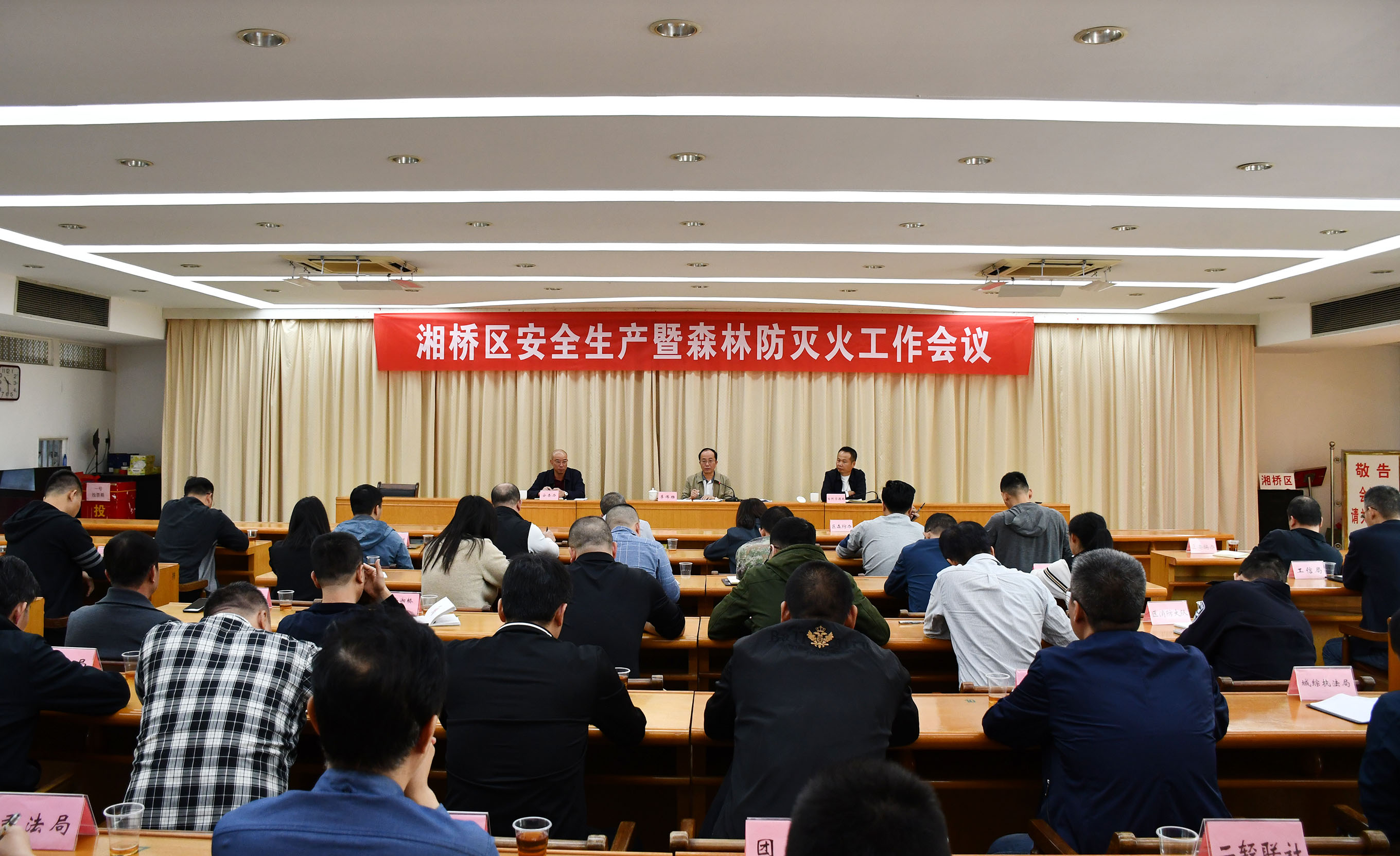 压缩.jpg