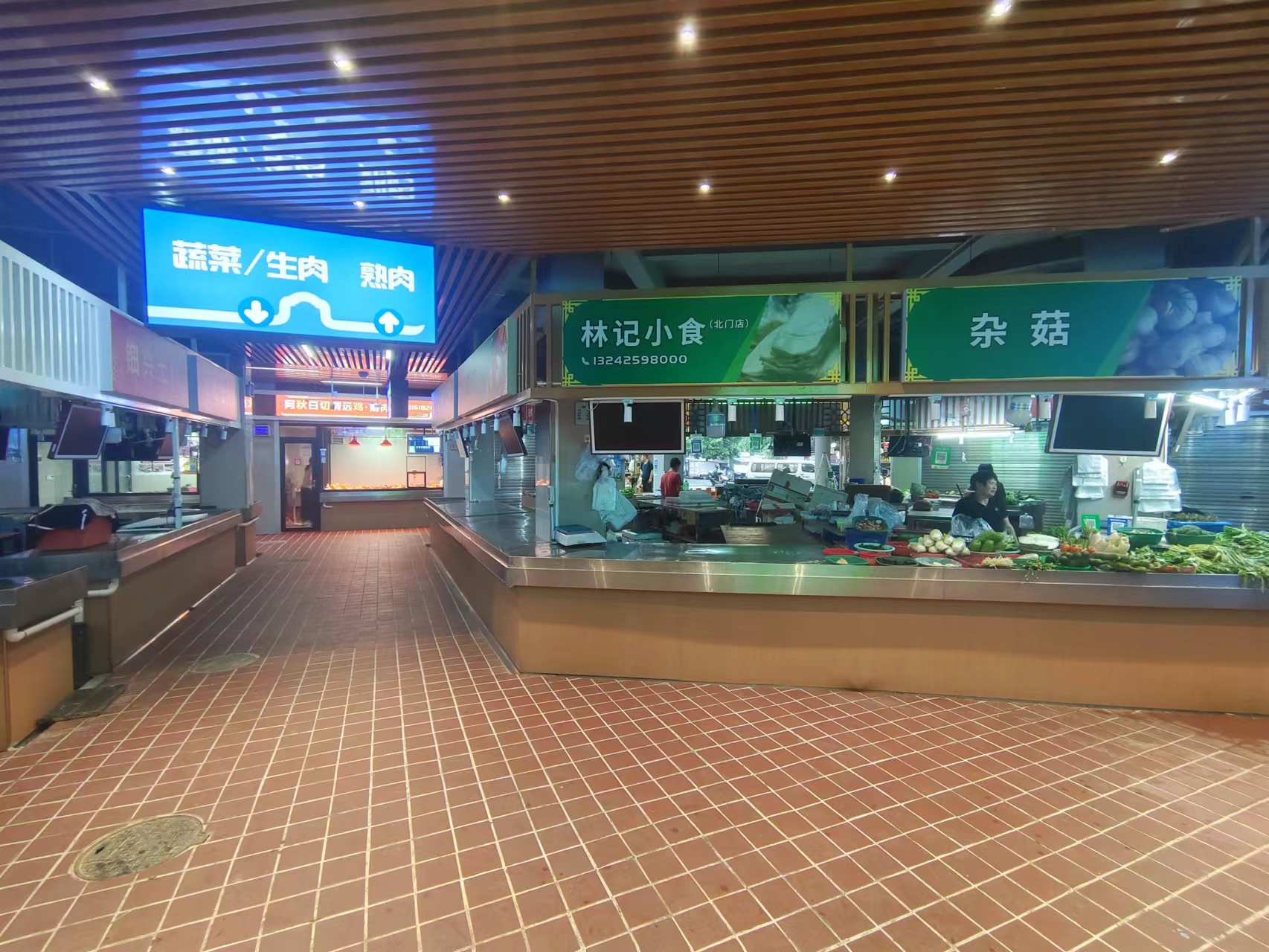图三：改造提升后北门市场环境.jpg