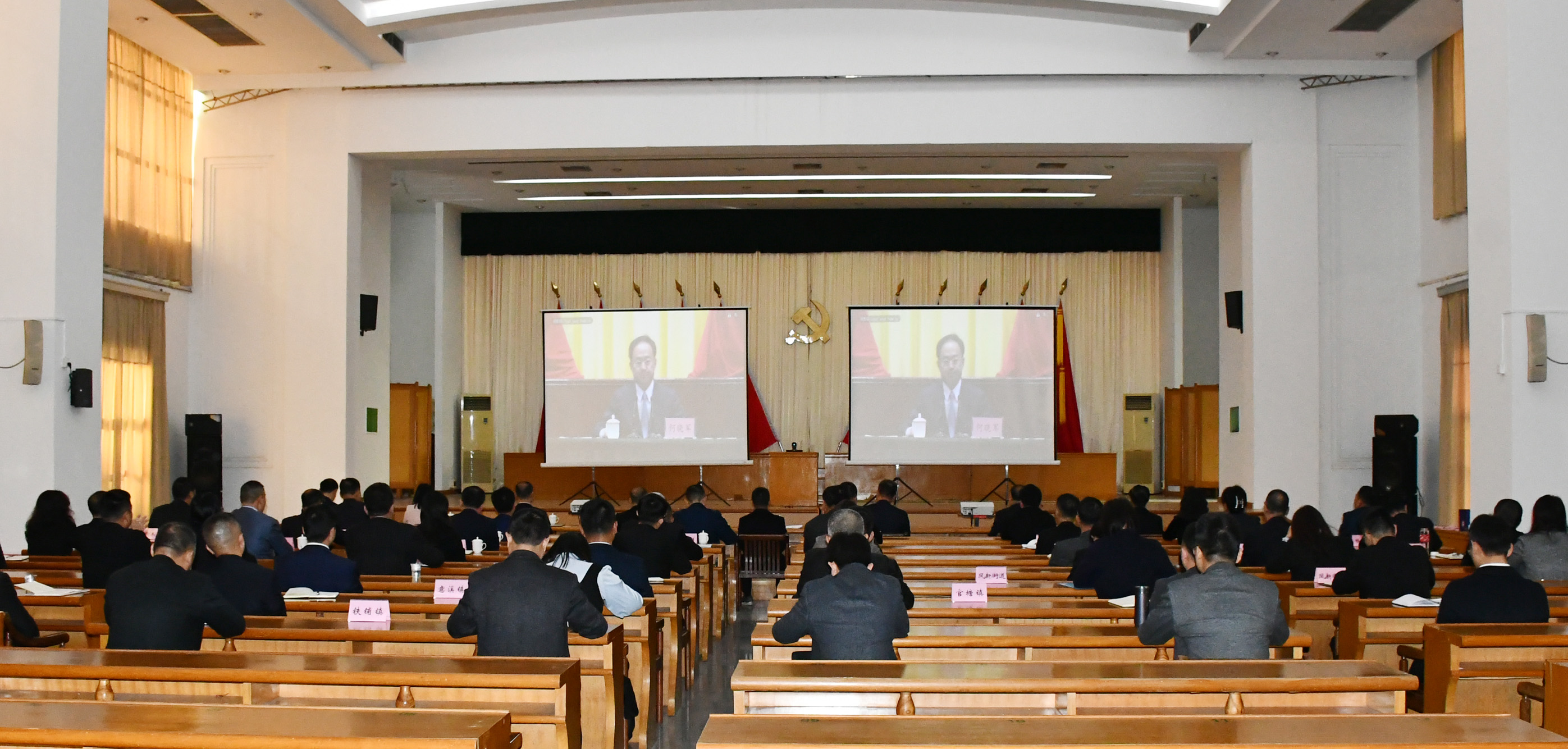 DSC_9897压缩.jpg
