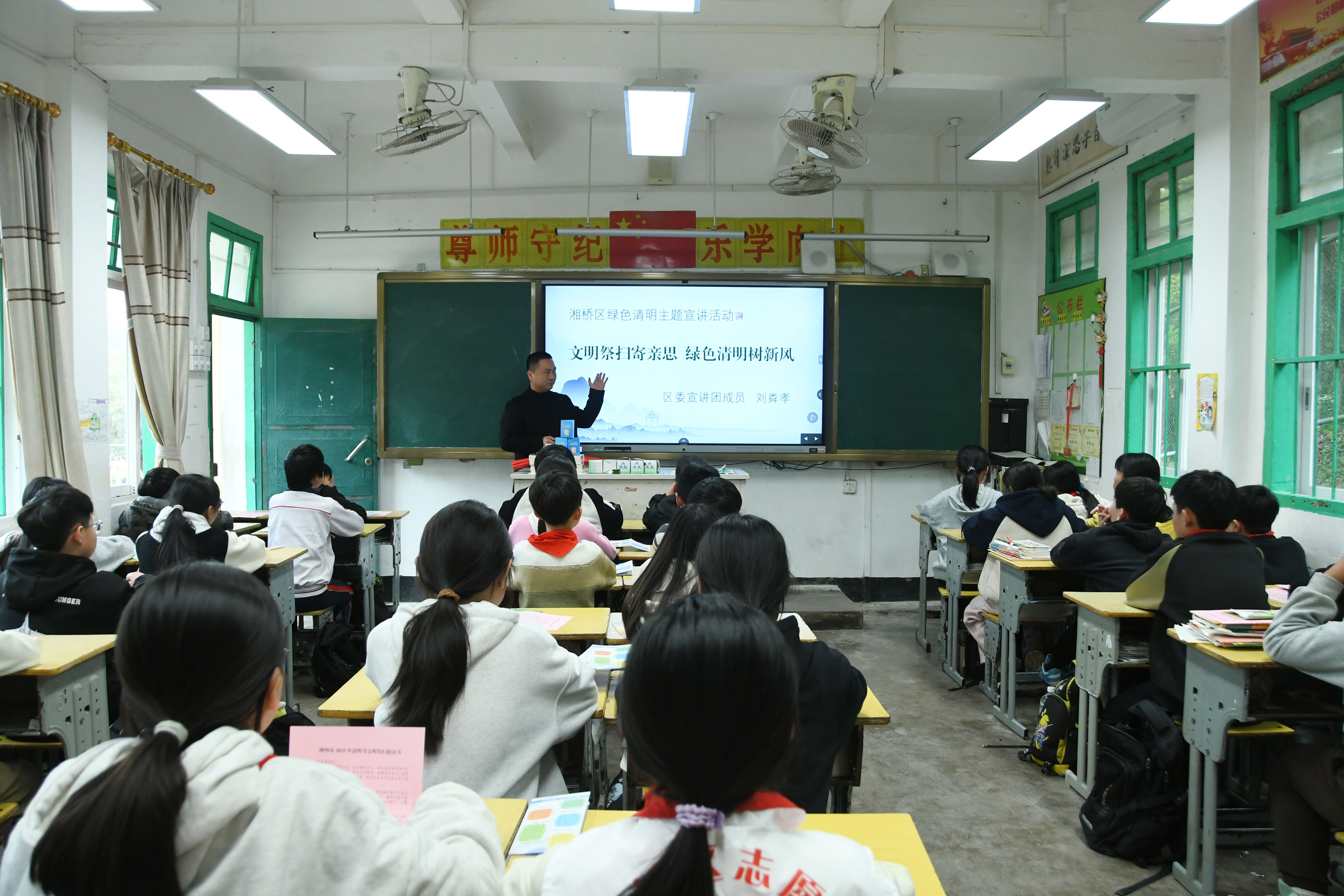 2压缩.jpg